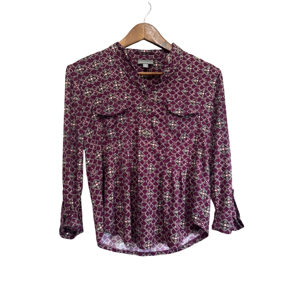 Roz & Ali Blouse‎ Women Petite PS Purple Excellent Roll Tab Geometric Print